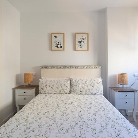 Coloma & Palo Beach By Ele Apartments Malaga Exterior photo